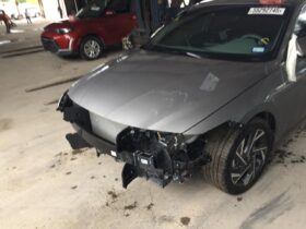 Salvaged Cars 2025 Hyundai ElantraHyundai