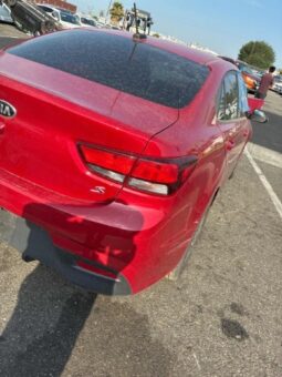 Salvaged Cars 2020 Kia RioKia