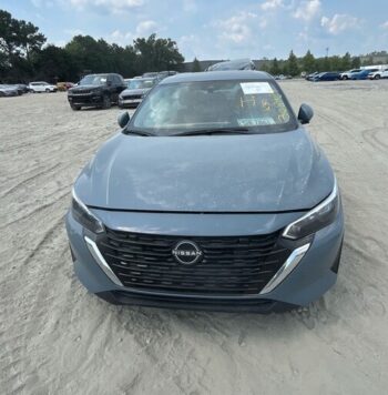 Salvaged Cars 2024 Nissan...