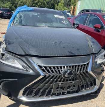 Salvaged Cars 2025 Lexus...