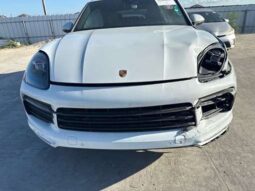 Salvaged Cars 2019 Porsche CayennePorsche