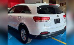 
										Kia Sorrento 2016 White full									