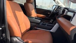 
										Toyota Tundra CREWMAX SR5 4WD full									