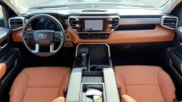 
										Toyota Tundra CREWMAX SR5 4WD full									