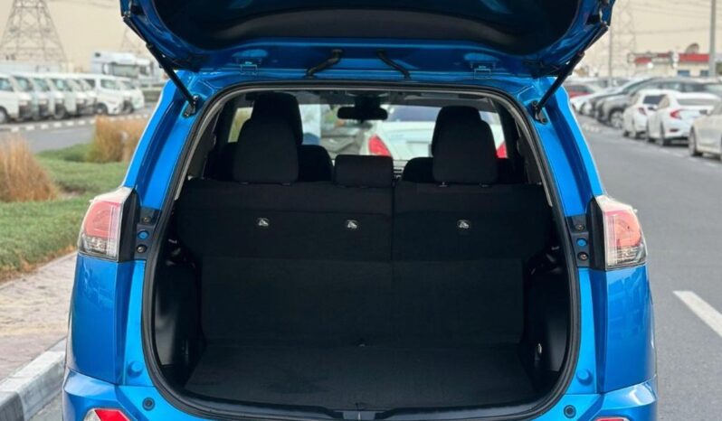 
								Toyota RAV4 XLE 4WD Full Option full									