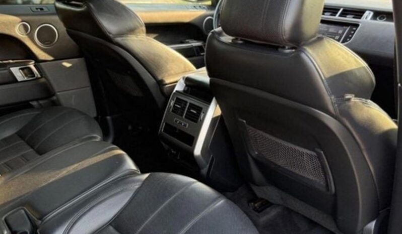 
								Land Rover Range Rover Sport Dynamic HSE P360 3.0L full									