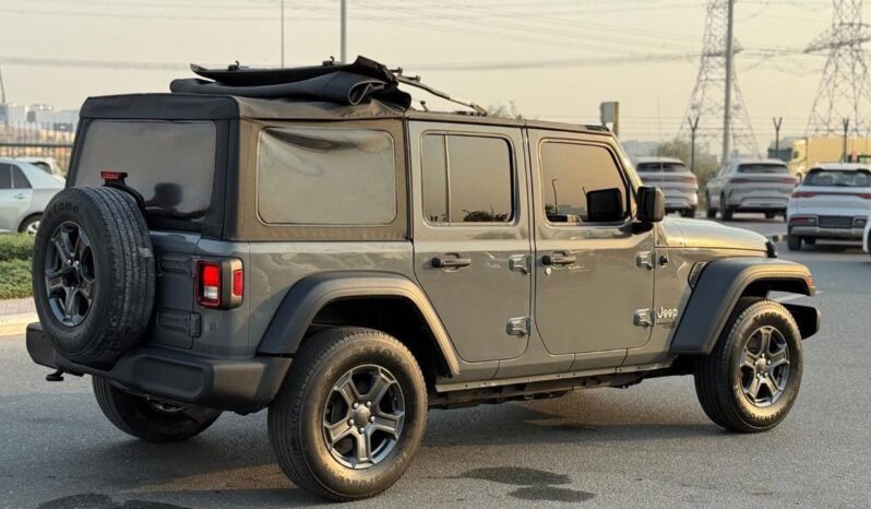 
								Jeep Wrangler Unlimited Sport 3.6L A/T full									