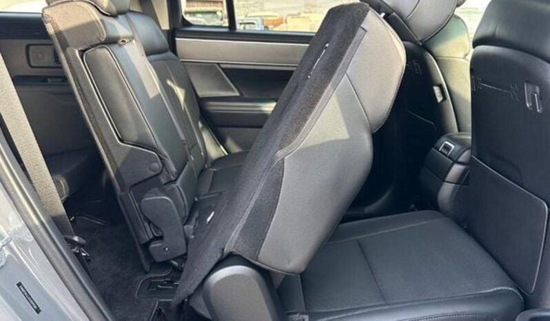 
								Used 2025 Hyundai full									