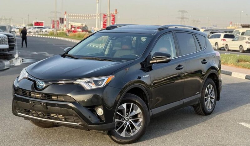 
								Toyota RAV4 Hybrid XLE 2.5L,sunroof,leather seats Full option full									