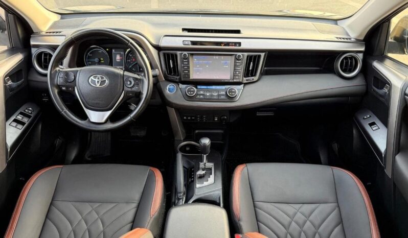 
								Toyota RAV4 Hybrid XLE 2.5L,sunroof,leather seats Full option full									