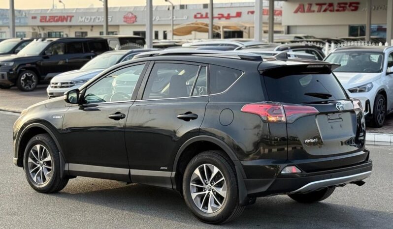 
								Toyota RAV4 Hybrid XLE 2.5L,sunroof,leather seats Full option full									