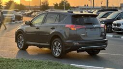 Toyota RAV4 Hybrid XLE Full Option Sunroof,push start,leather seats 2018