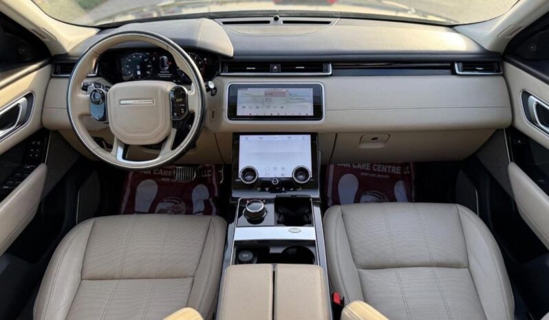 
								Land Rover Range Rover Velar P250 S 2.0L Petrol full									