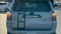 
										Toyota 4Runner TRD Off Road full									