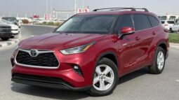 
										Toyota Highlander Hybrid leather seats low mileage full									