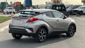Toyota CHR XLE push start, blind spot Full Option
