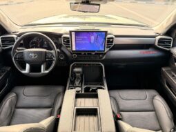 
										TOYOTA TUNDRA SR5 4×4 full									