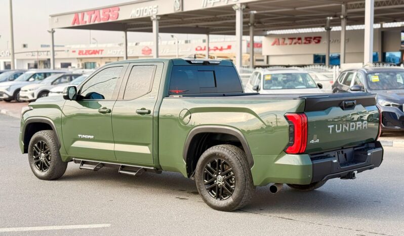 
								TOYOTA TUNDRA SR5 4×4 full									