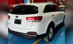 
										Kia Sorrento 2016 White full									