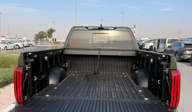 
								TOYOTA TUNDRA SR5 4×4 full									