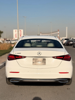 Mercedes-Benz C 300 2025 premium