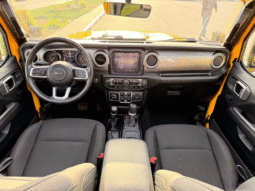 
										Jeep Wrangler Unlimited Sahara 3.6L full									