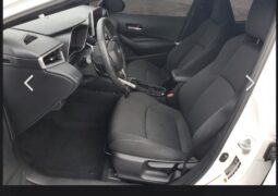 
										Toyota Corolla Se full									