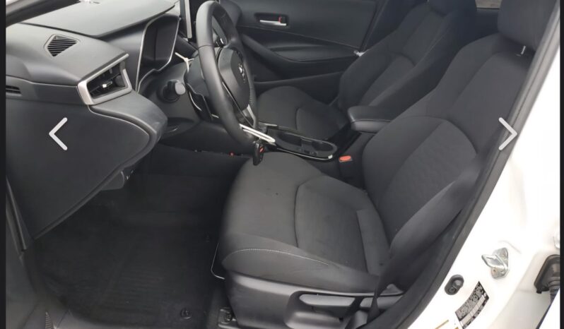 
								Toyota Corolla Se full									