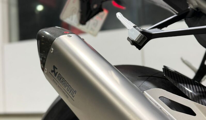 
								BMW S 1000 RR Full Option full									