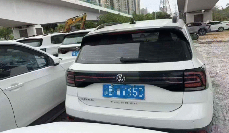 
								Certified Used Volkswagen Taos full									