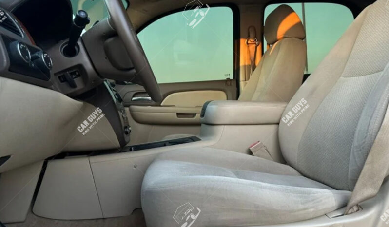 
								Used GMC Yukon SLE full									