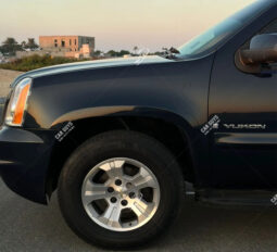 
										Used GMC Yukon SLE full									