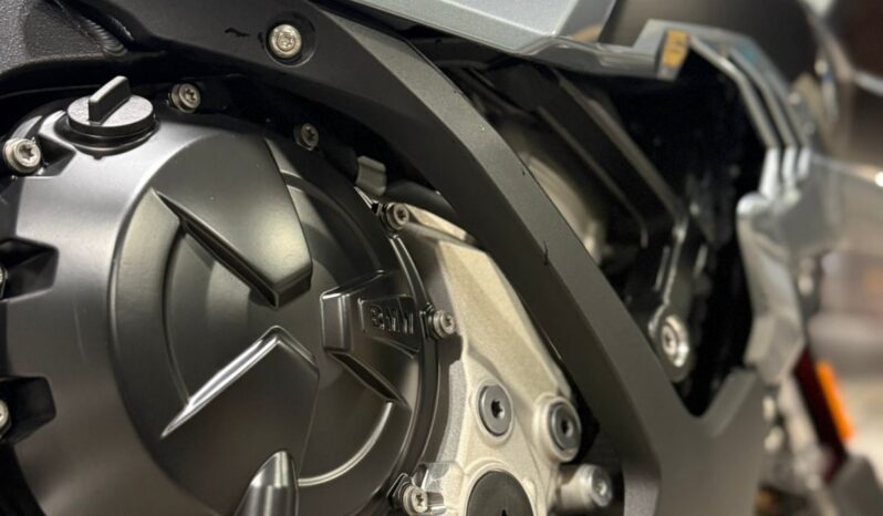 
								BMW S 1000 RR Full Option full									