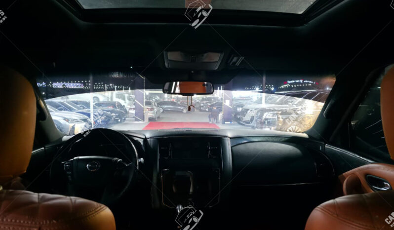 
								Used Nissan Patrol Platinum full									