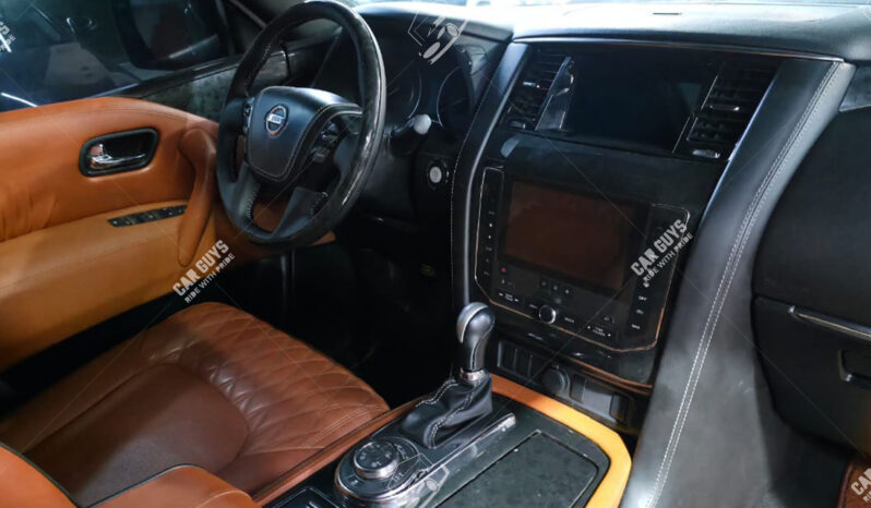 
								Used Nissan Patrol Platinum full									