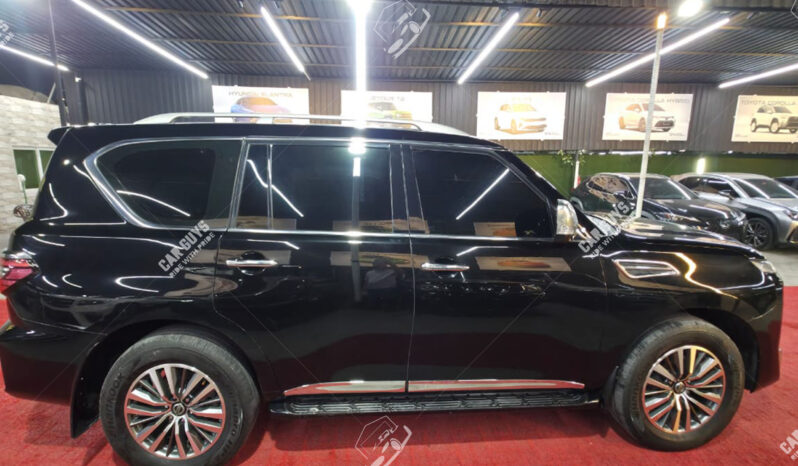 
								Used Nissan Patrol Platinum full									