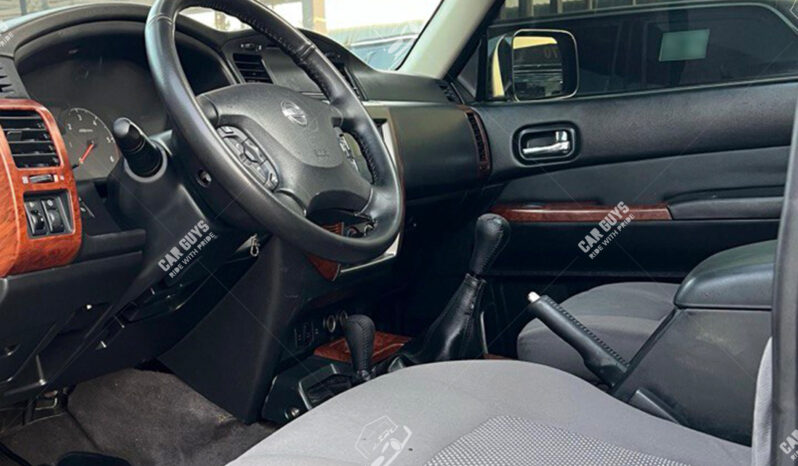 
								Used Nissan Patrol Safari full									