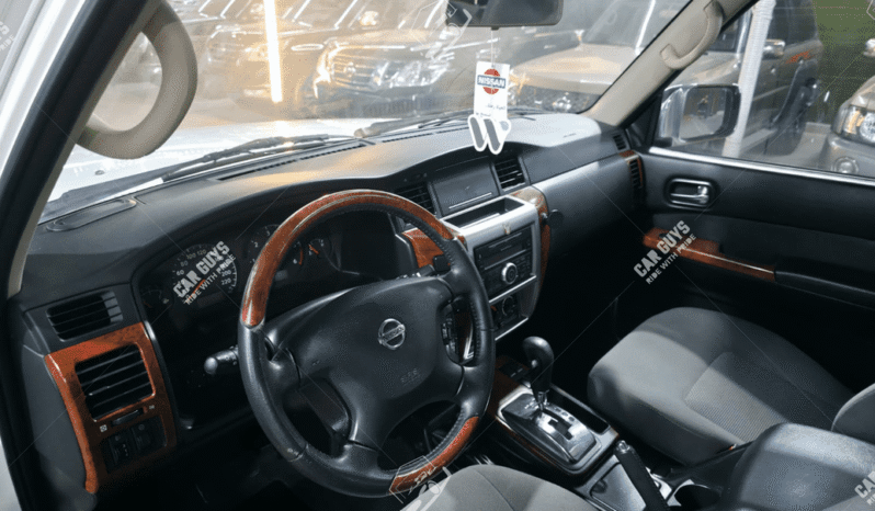 
								Used Nissan Safari full									