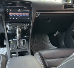 
										Used Volkswagen Golf R full									