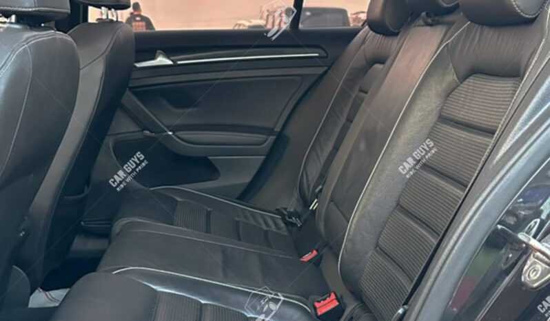 
								Used Volkswagen Golf R full									