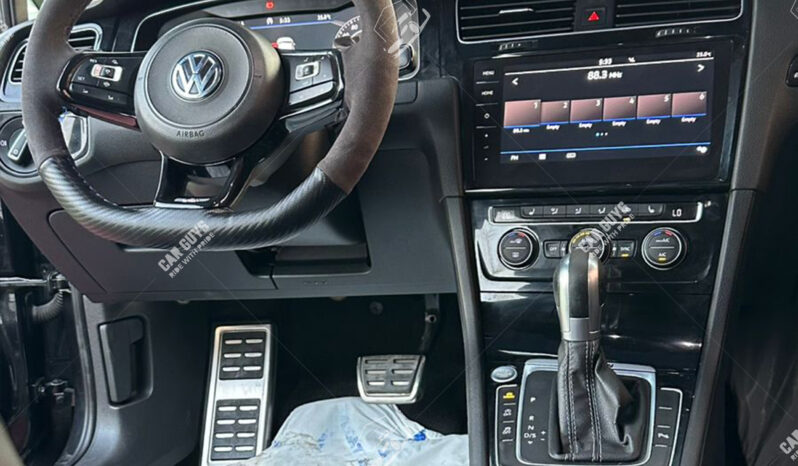 
								Used Volkswagen Golf R full									