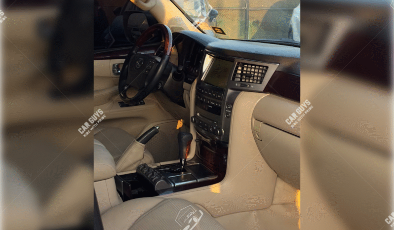 
								Used Lexus LX 570 S full									