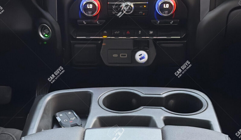 
								Used GMC Sierra full									