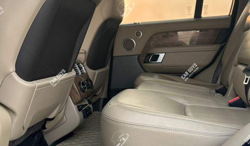 
								Used LAND ROVER Range Rover Vogue full									