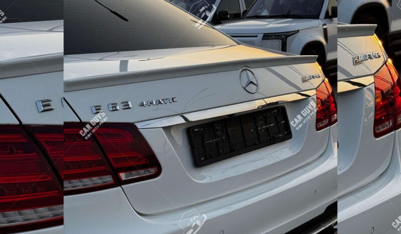 
								Used Mercedes E-Class full									