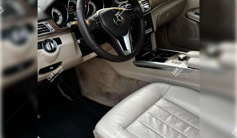 
								Used Mercedes E-Class full									