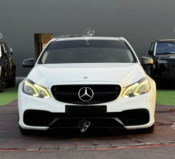 
										Used Mercedes E-Class full									