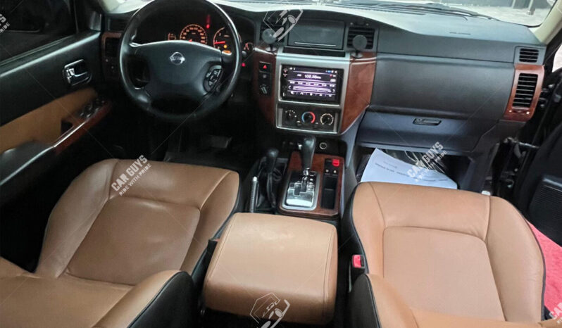 
								Used Nissan Patrol Safari full									