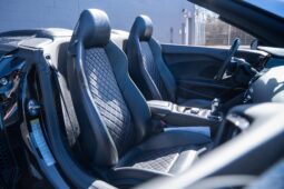 
										Audi R8 V10 SPYDER full									