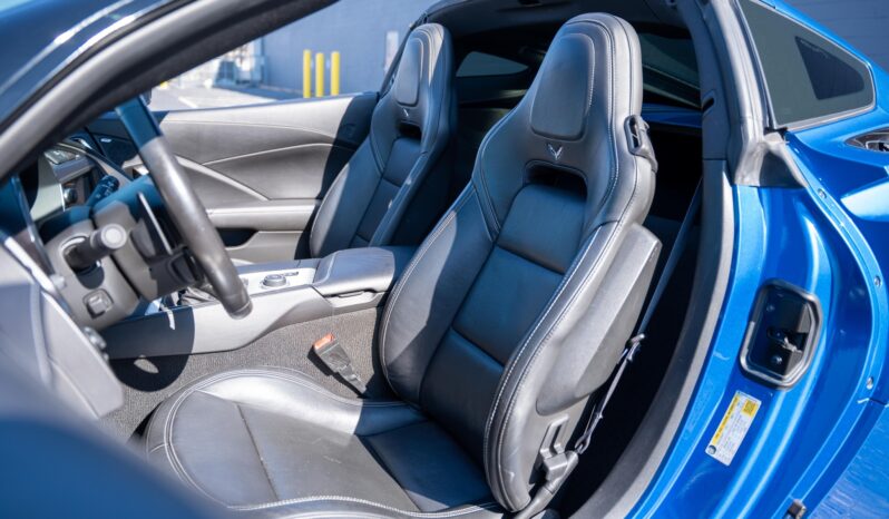 
								Chevrolet CORVETTE STINGRAY Z51 full									